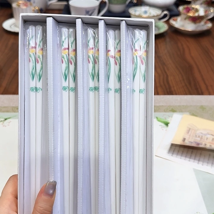 瓷片杯子杯子杯子水杯杯子水杯