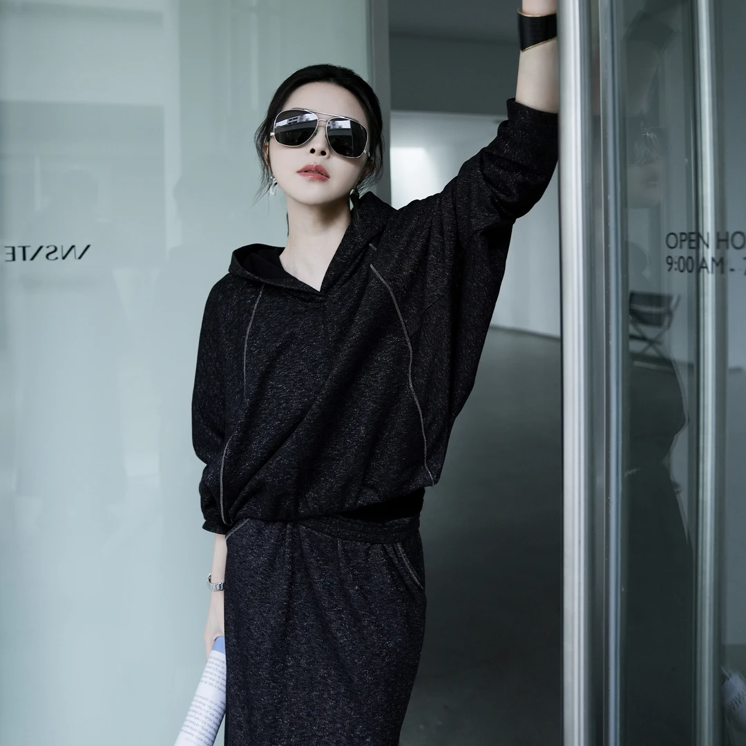 溶溶【星色耀夜】RONGRONG 羊毛金丝混纺休闲蝙蝠连帽卫衣C-S210968