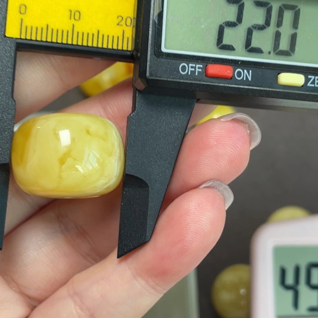 未镶嵌琥珀裸石蜜蜡77