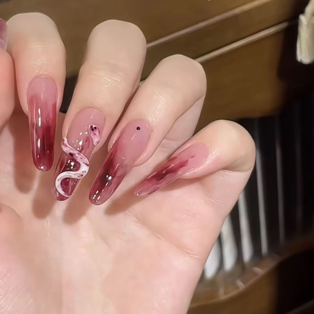 纯手工穿戴甲安可拉红水墨立体捏捏小蛇氛围感高级感气质新年美甲