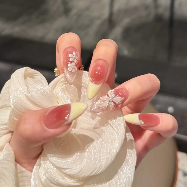 【鸡蛋花】【活动专属链接可参与满减】8071105 十片纯手工穿戴甲