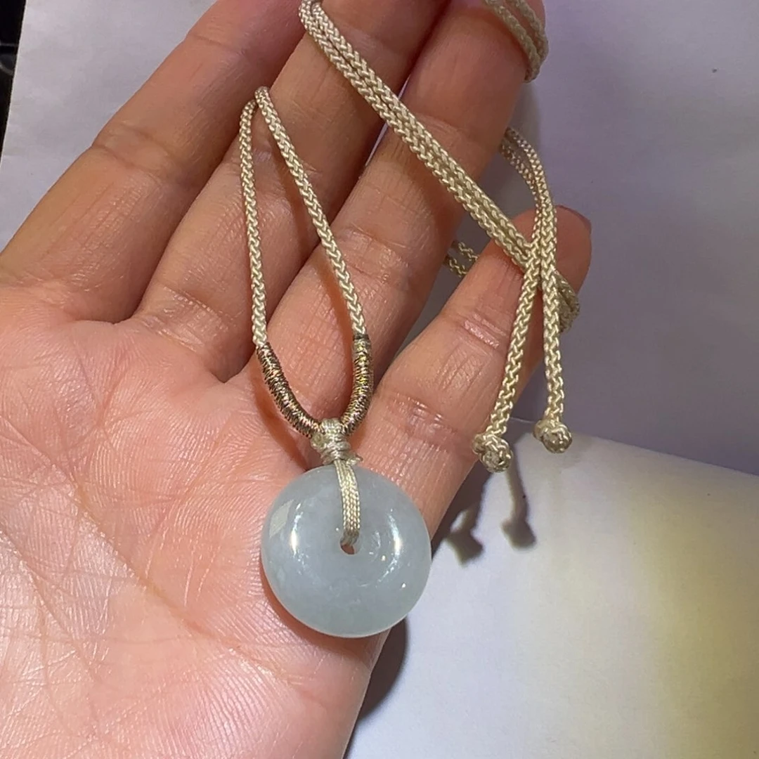 翡翠颈饰未镶嵌吊坠