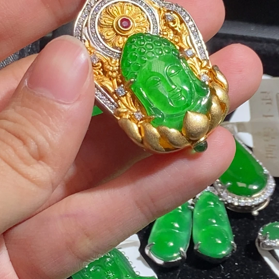 翡翠未镶嵌吊坠(不含链)