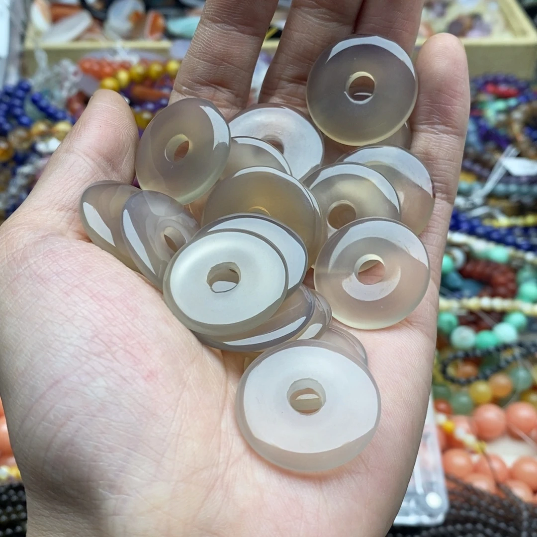 玛瑙/玉髓未镶嵌珠宝半成品四个天然25mm玛瑙平安扣