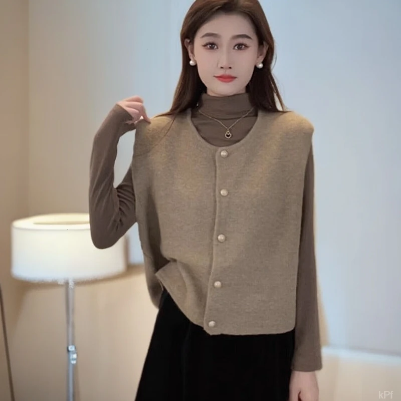 2025秋冬新款高级感慵懒圆领外穿针织马甲女洋气叠穿女装毛衣背心