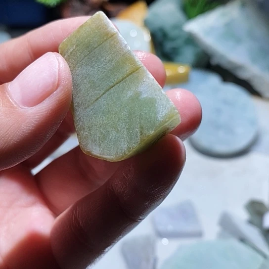 翡翠散珠边角料250