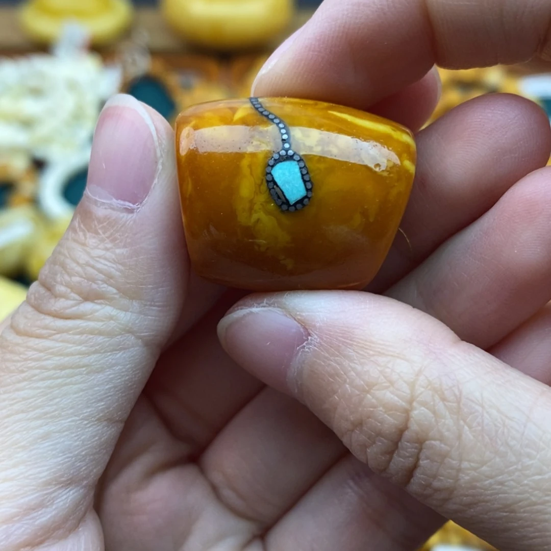 【闪购商品】琥珀未镶嵌珠宝奇石