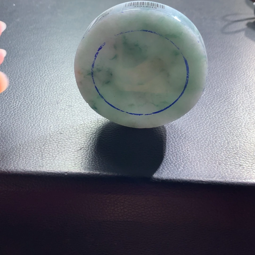 未镶嵌翡翠手镯定制翡翠