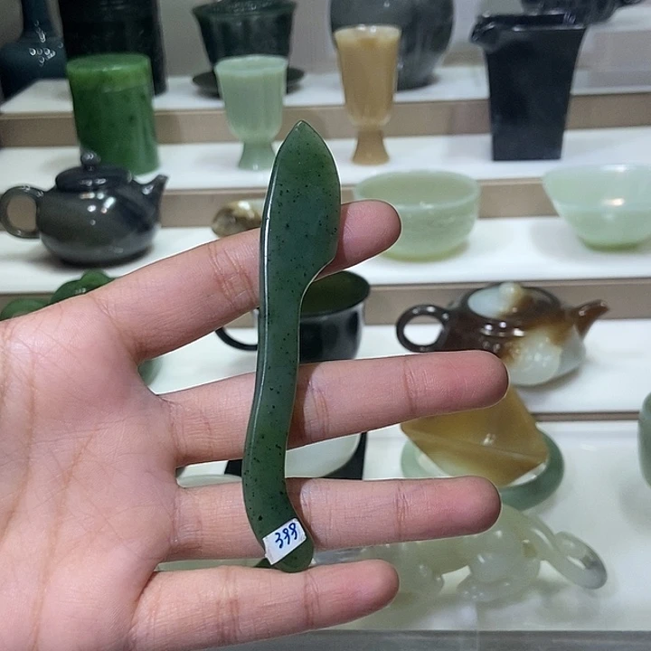 和田玉未镶嵌挂件碧玉茶刀