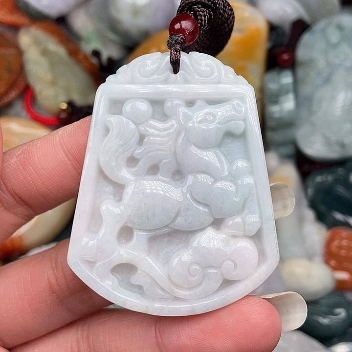 颈饰未镶嵌翡翠翡翠