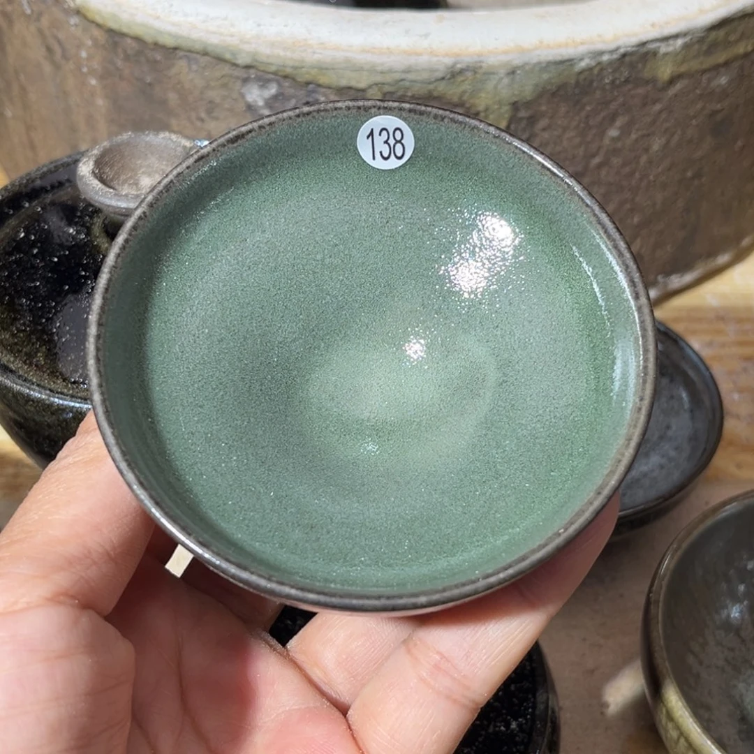 茶盏义兴龙窑坚持真柴烧