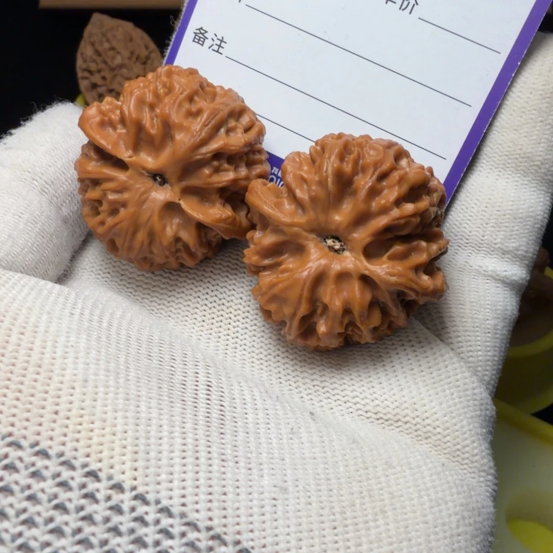 S***y文玩核桃吊坠苹果园