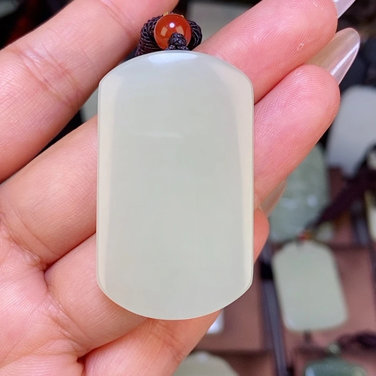 【闪购商品】颈饰未镶嵌和田玉