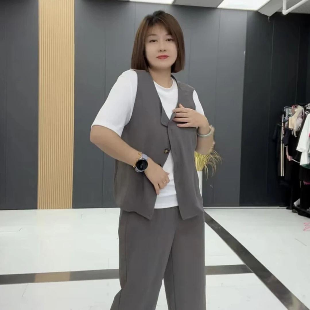 时尚大码净版马甲洋气三件套（裤子＋马甲 +短袖）-OSDG-1136