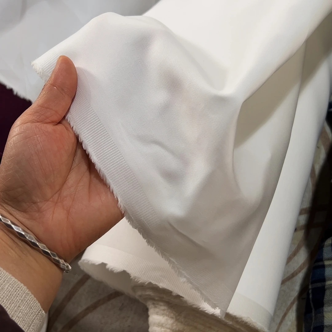 棉一米价港货白色涤棉贡缎1.4米宽果子对面仓库