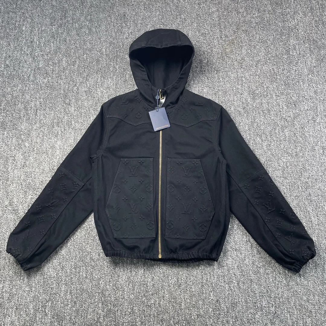 未使用 LouisVuitton/路易威登 4650/黑色满印压花外套/44码