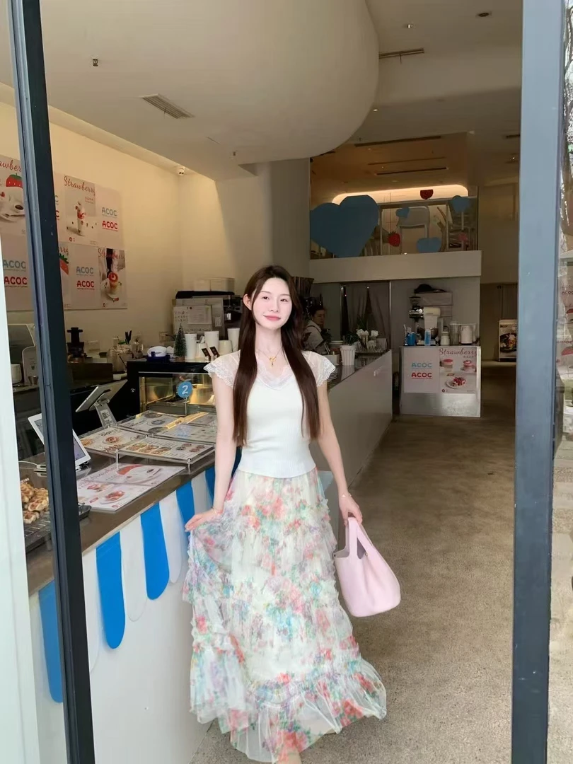 甜美温柔风印花层叠荷叶边大摆蛋糕裙蕾丝拼接V领针织衫套装女