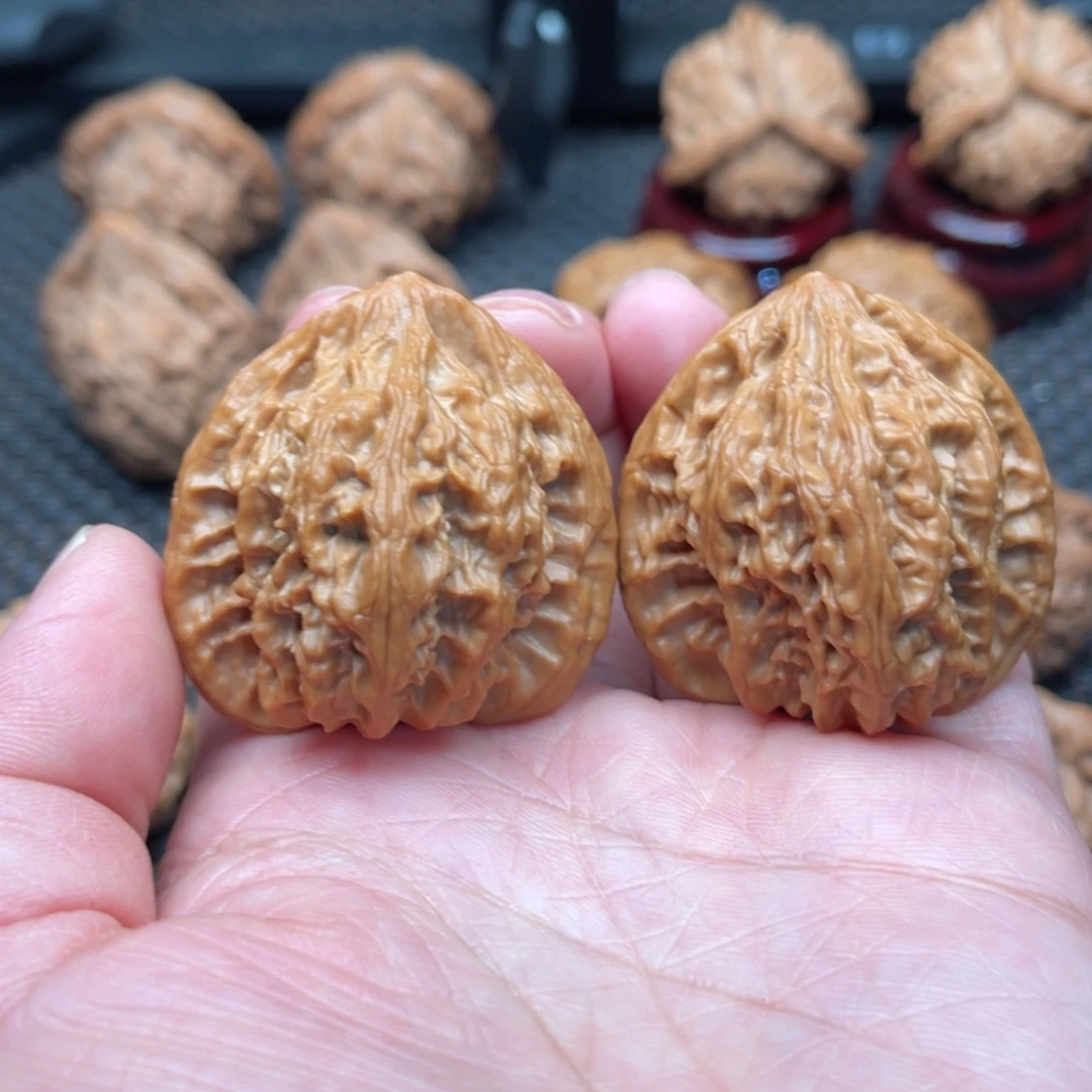 文玩核桃吊坠火焰马蹄对歪41尺