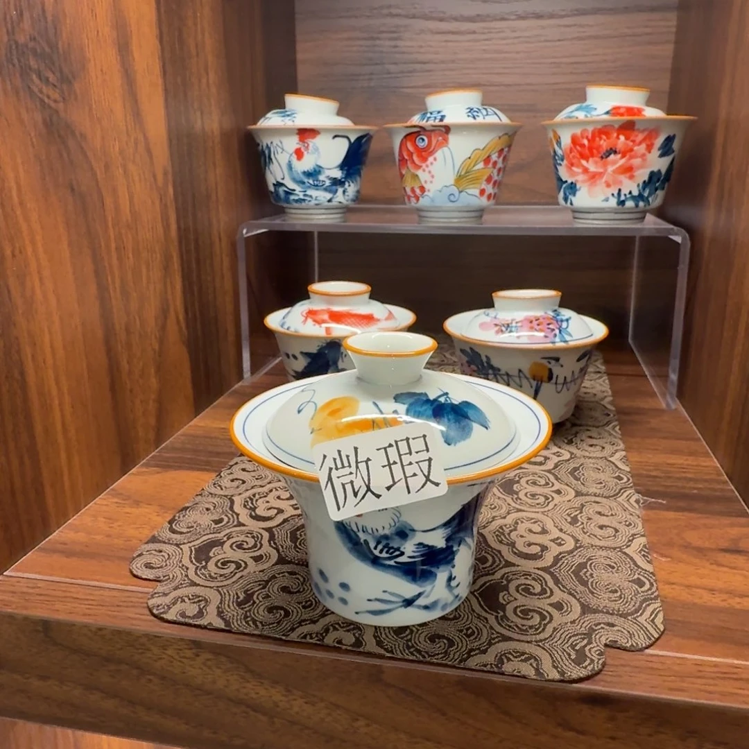 釉下手绘茶具微瑕