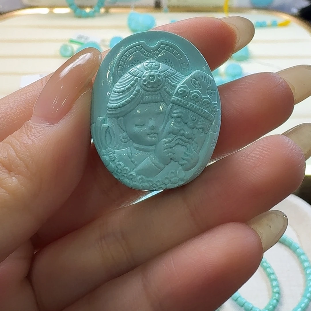 绿松石未镶嵌颈饰