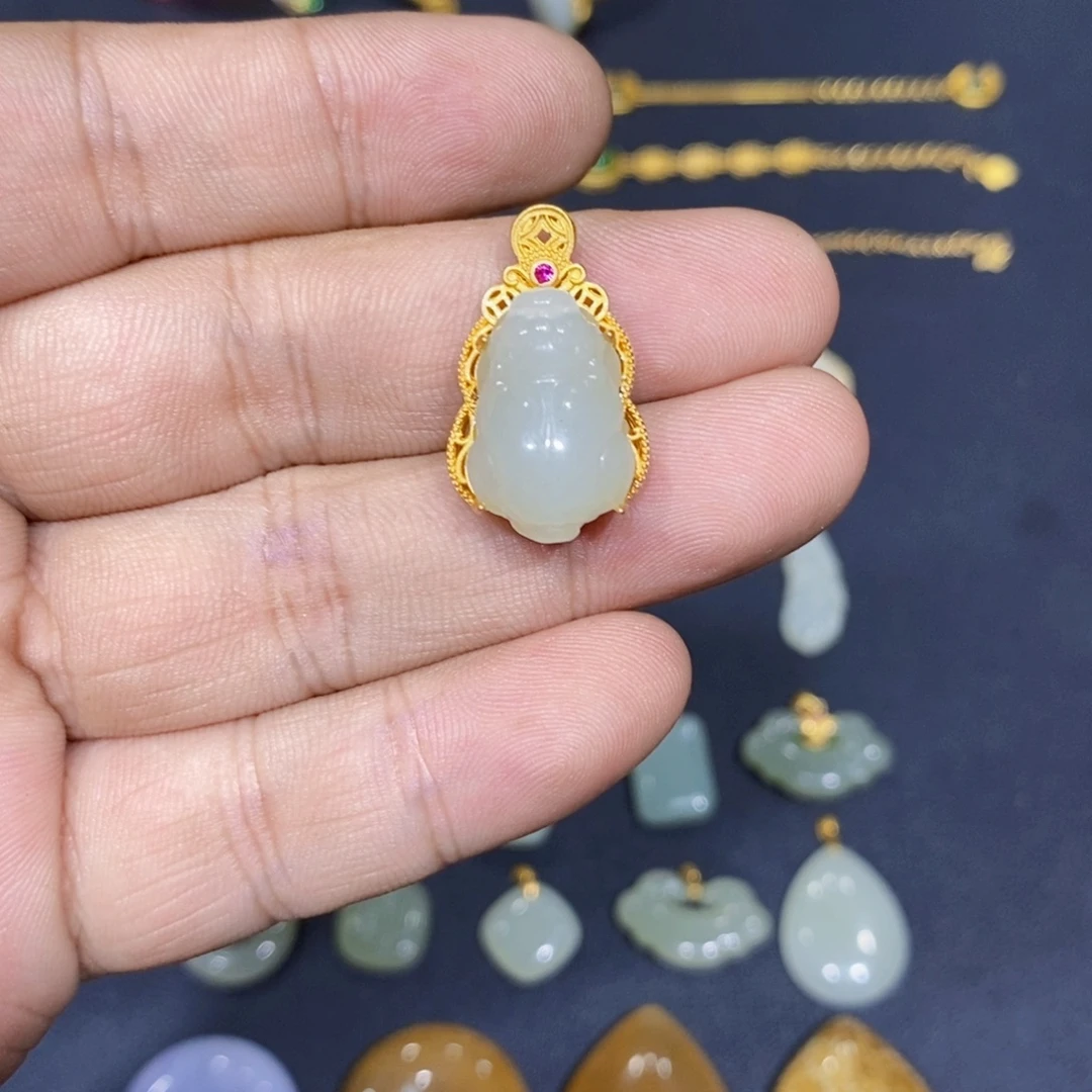 颈饰银S925镀金镶嵌和田玉