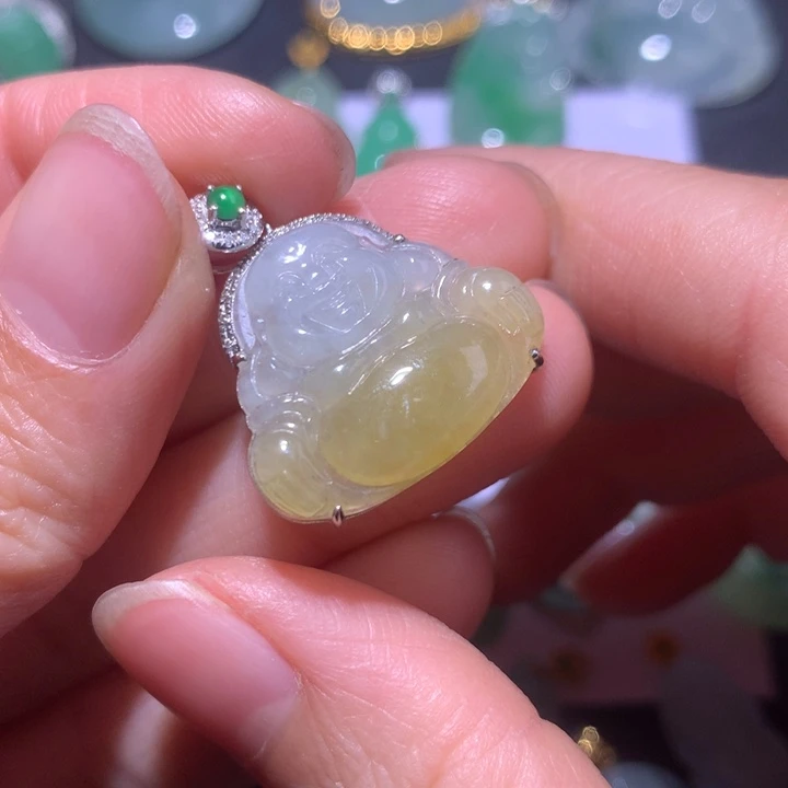 翡翠颈饰18K金镶嵌翡翠