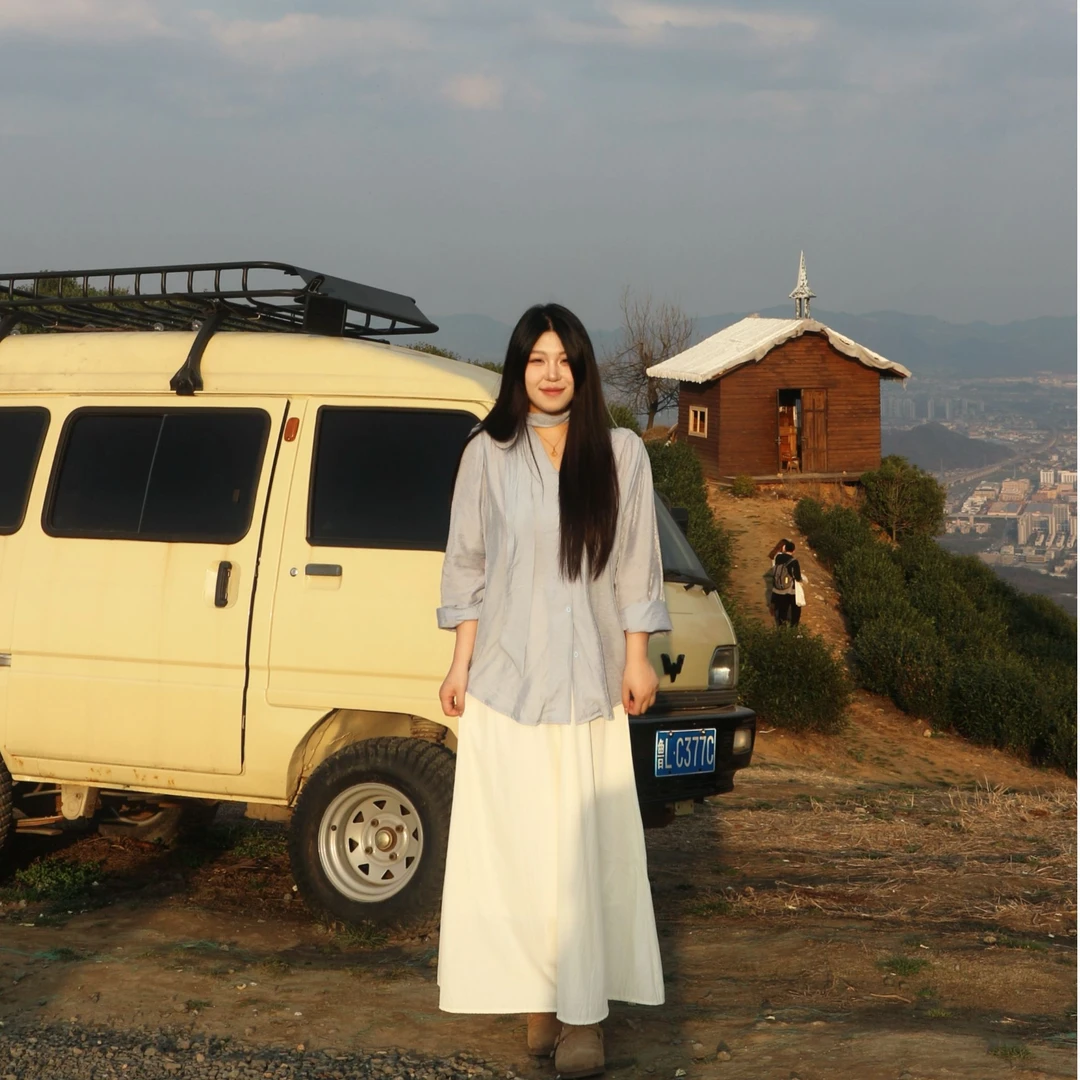 叮叮家【蓝风铃】飘带排扣宽松小众设计感衬衣+半身裙两件套