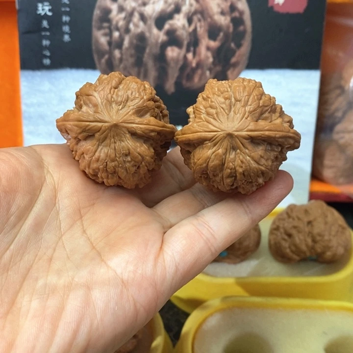 文玩核桃把件平谷凹底全品 42