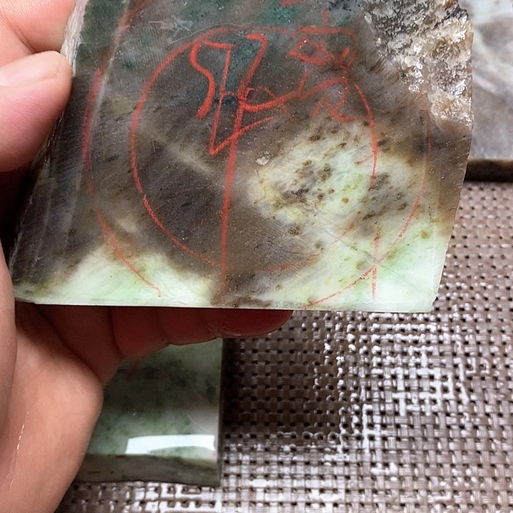 未镶嵌独山玉手链月****i手镯定制