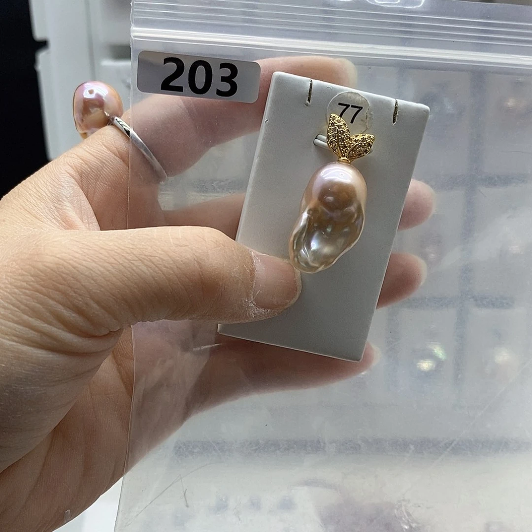 颈饰合金淡水珍珠
