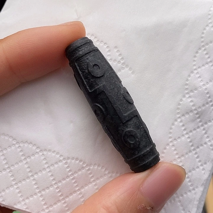 未镶嵌定制翡翠九眼天珠