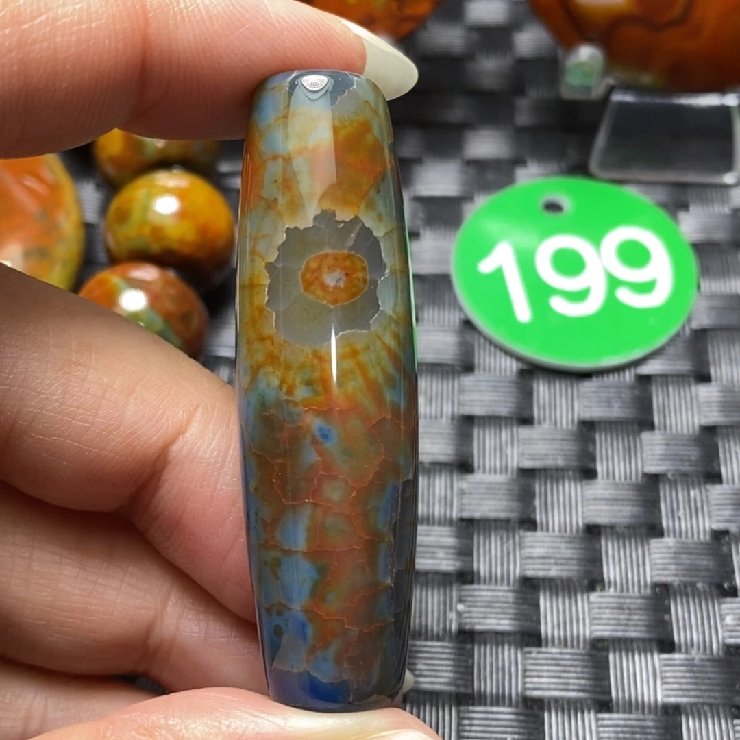 未镶嵌颈饰玛瑙/玉髓白**雅