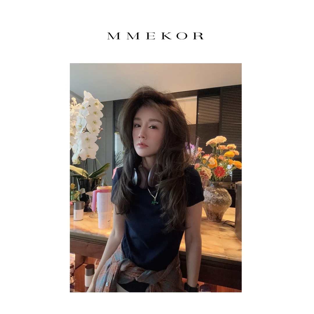 MMEKOR“晨间海浪”T恤 2025新款活力常青藤百搭上衣 89386