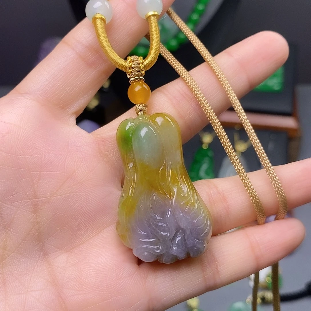 吊坠(赠链)未镶嵌翡翠