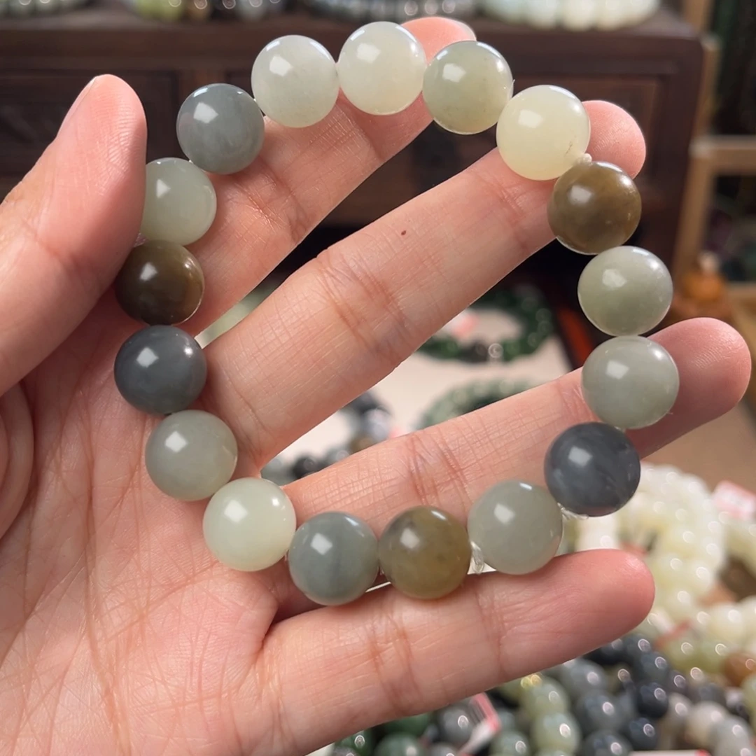 和田玉未镶嵌手链