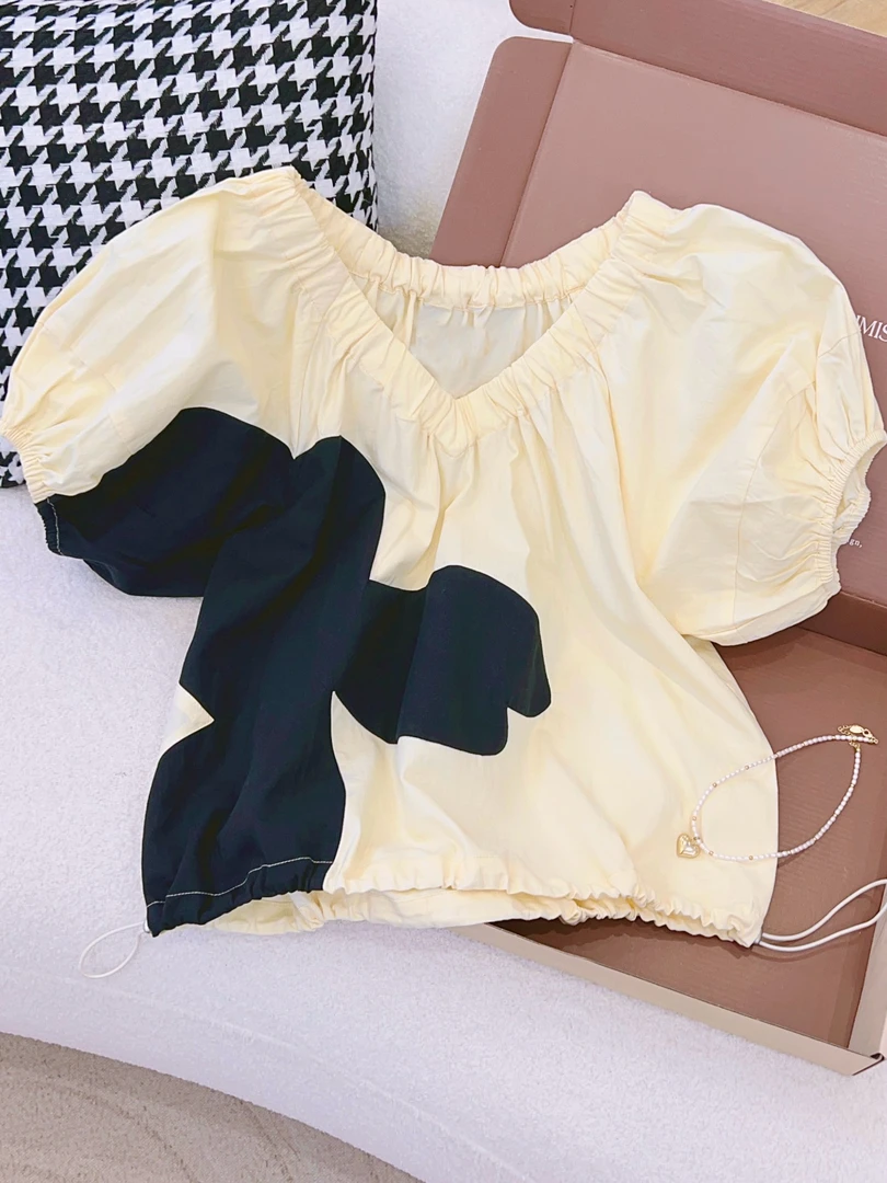 琳心丨春季新款奶油花花V领撞色拼花短袖上衣 5897