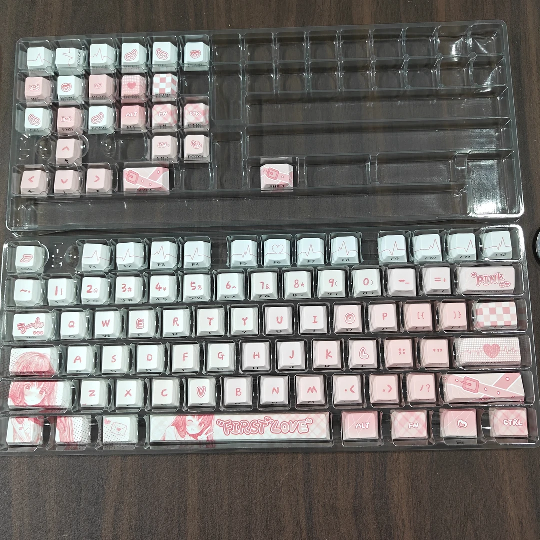 99键五面热升华键帽侧刻-粉色渐变女孩