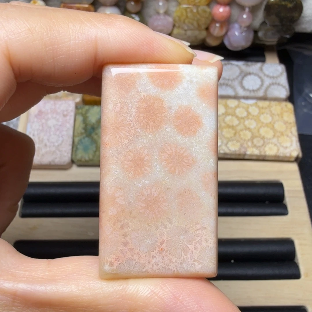 硅化玉未镶嵌保真，西柚粉 可盘