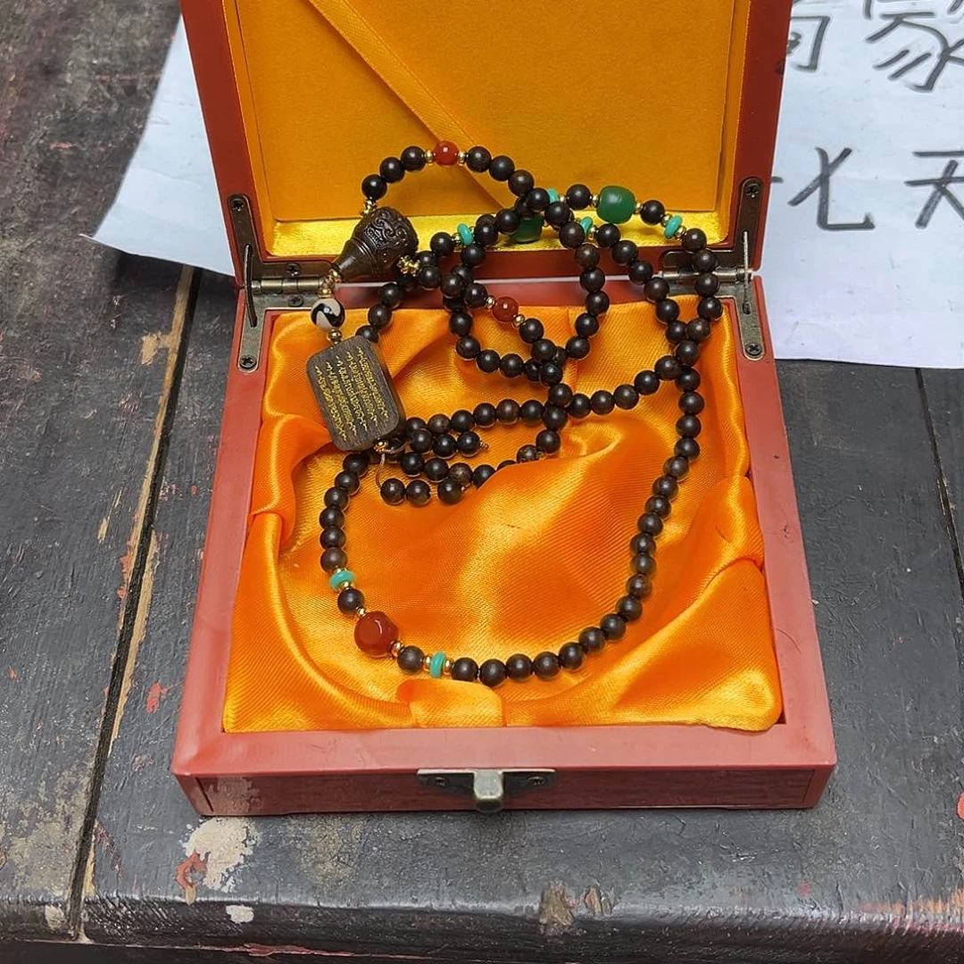 大叶紫檀（黑酸枝木类）
