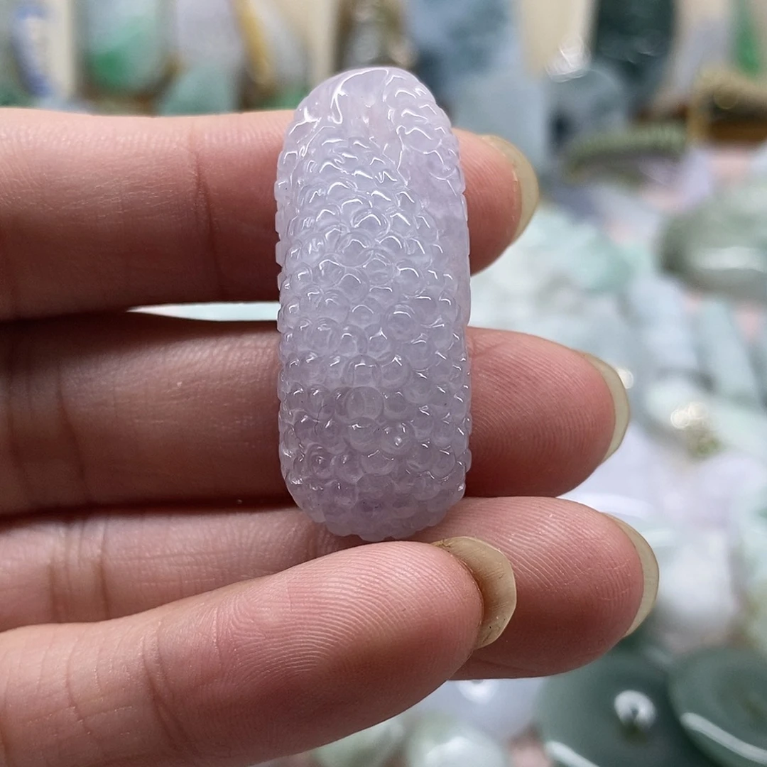 颈饰未镶嵌翡翠天然