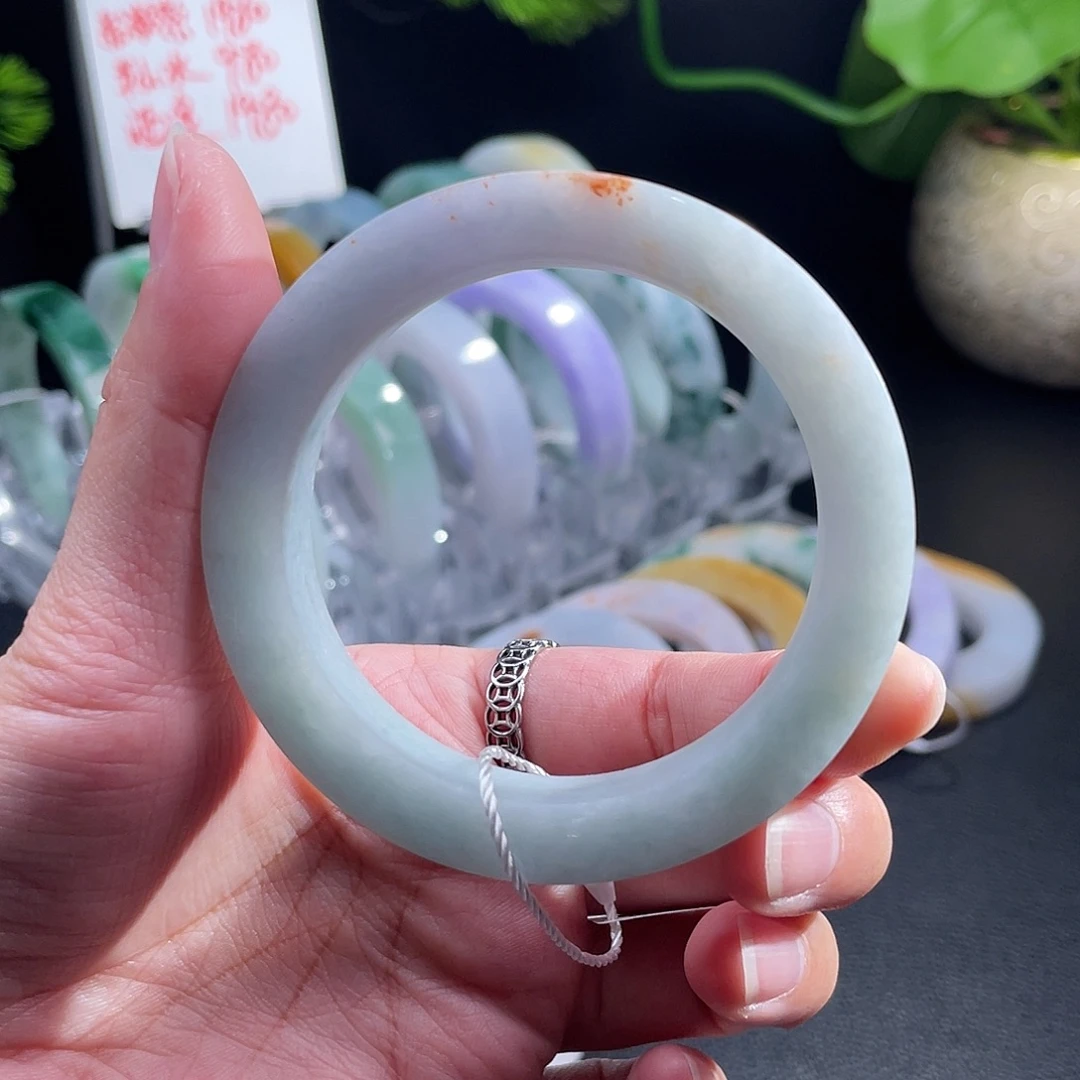 未镶嵌翡翠手镯定制翡翠