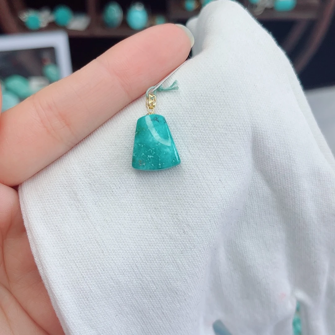 绿松石18K金镶嵌绿松石