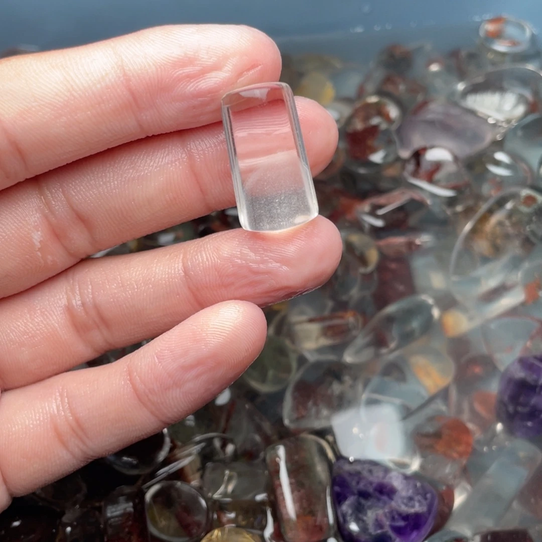 蛋***宝只买单纯的吊坠，没带链子，属的性质。