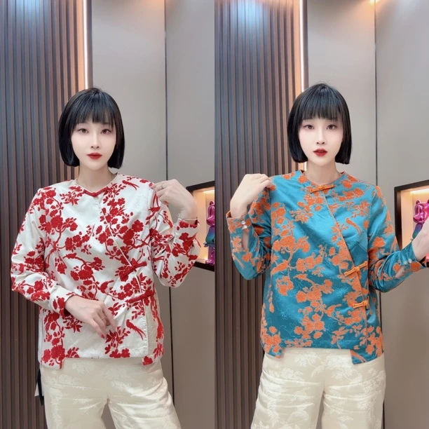 敏宝＋定制新中式斜襟醋酸植绒提花盘扣外套