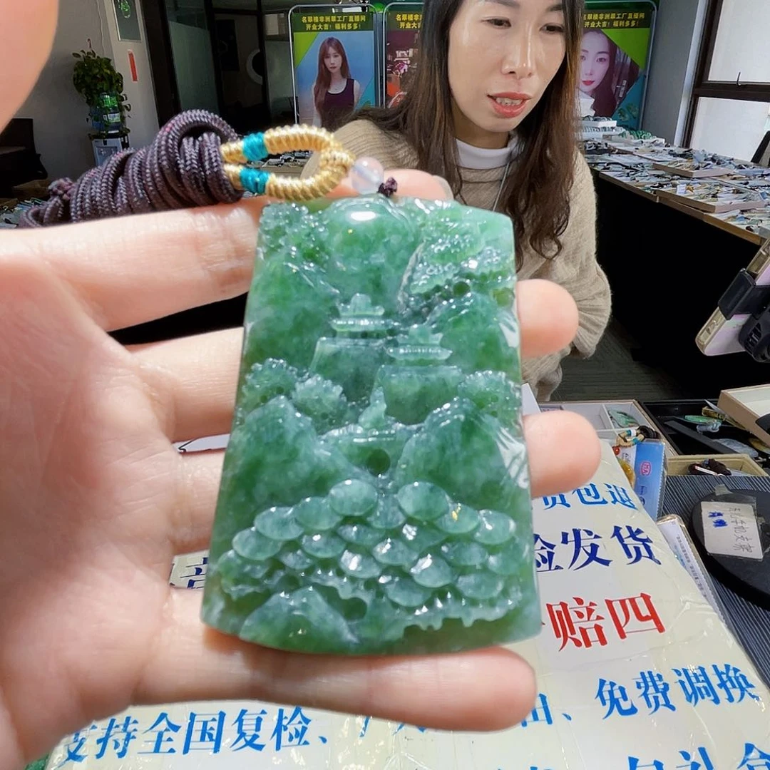 颈饰未镶嵌翡翠翡翠