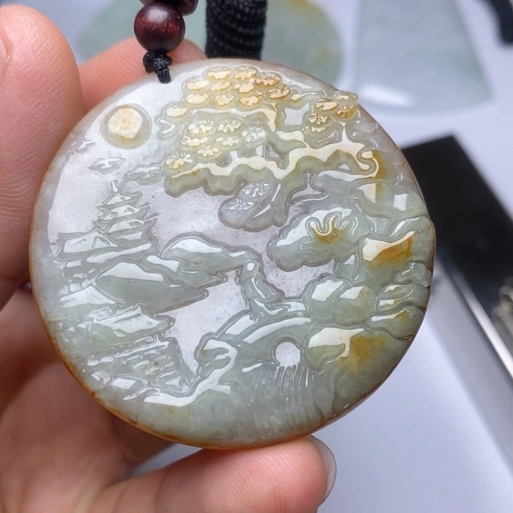 颈饰未镶嵌翡翠翡翠