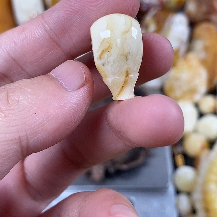 裸石琥珀未镶嵌我