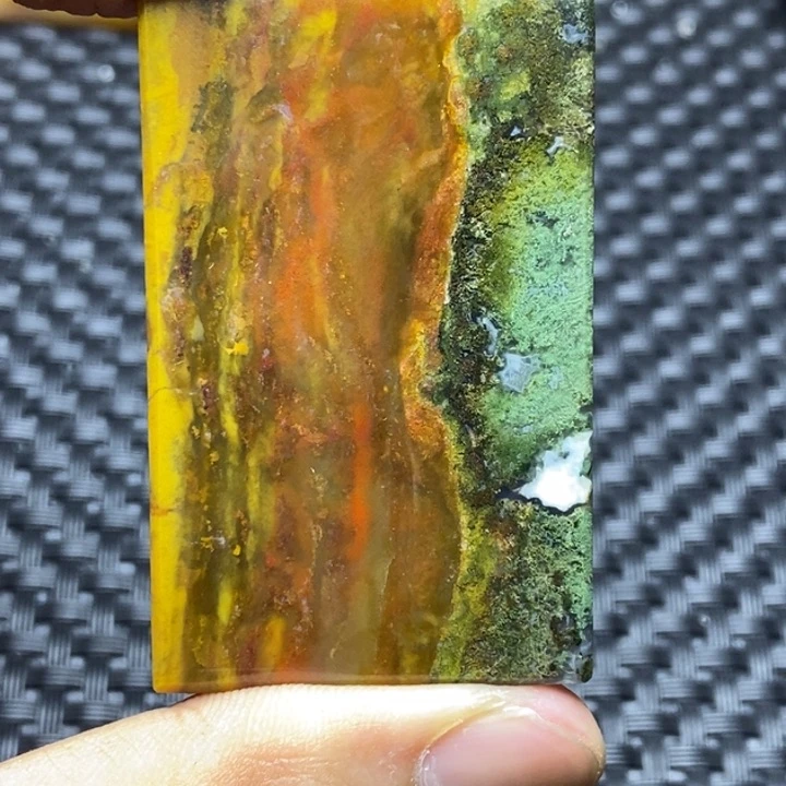 玛瑙/玉髓颈饰未镶嵌绿***湾