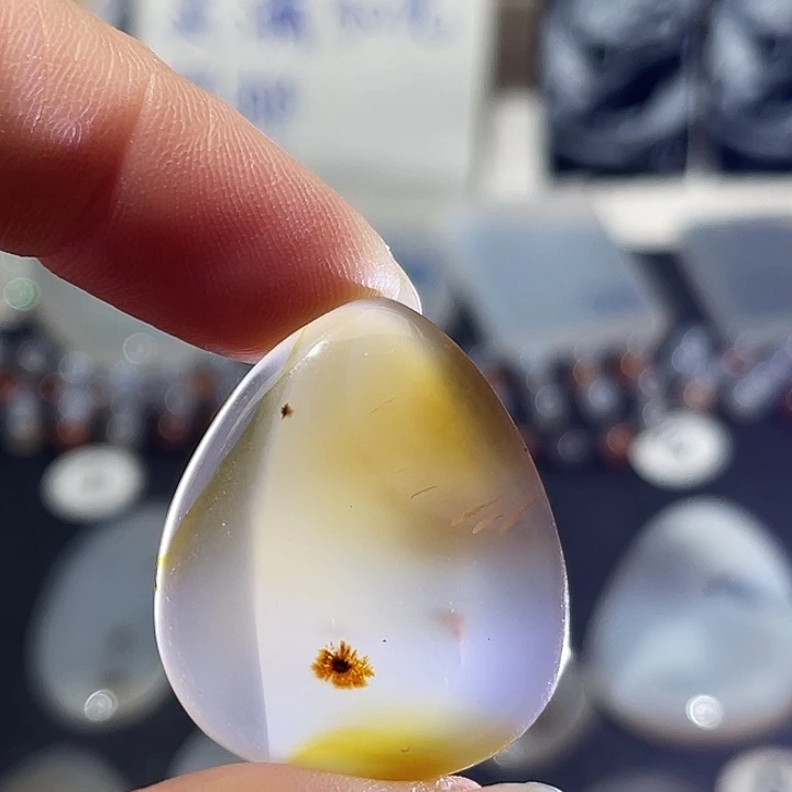 玛瑙/玉髓未镶嵌吊坠(不含链)
