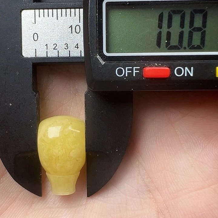七***衣蜜蜡未镶嵌吊坠(不含链)